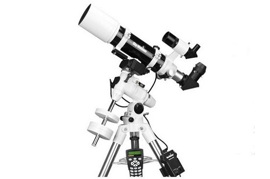 Skywatcher  Telescopio ED 80MM. EQ3 Synscan con valigia...