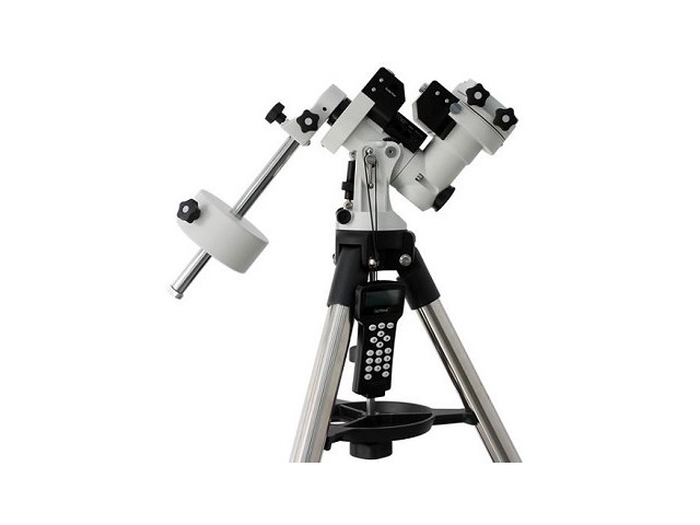 Montatura Equatoriale iOptron CEM25P con treppiede da 2” Montatura Equatoriale iOptron CEM25P con treppiede da 2”